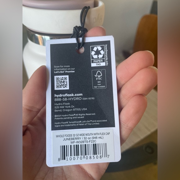 Hydro Flask Juneberry 32oz Whole Foods Limited Edition - Picture 5 of 6